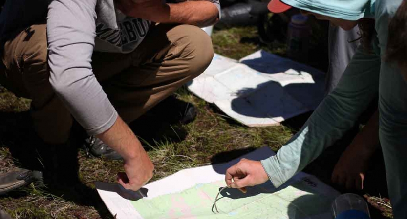 teens learn backpacking skills in oregon